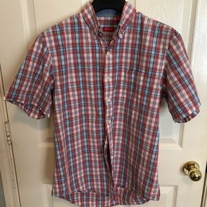 IZOD plaid men’s Short sleeves Shirt! Size: M